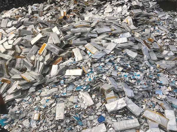 廢舊鋰電池熱解處理設備，解決行業(yè)痛點